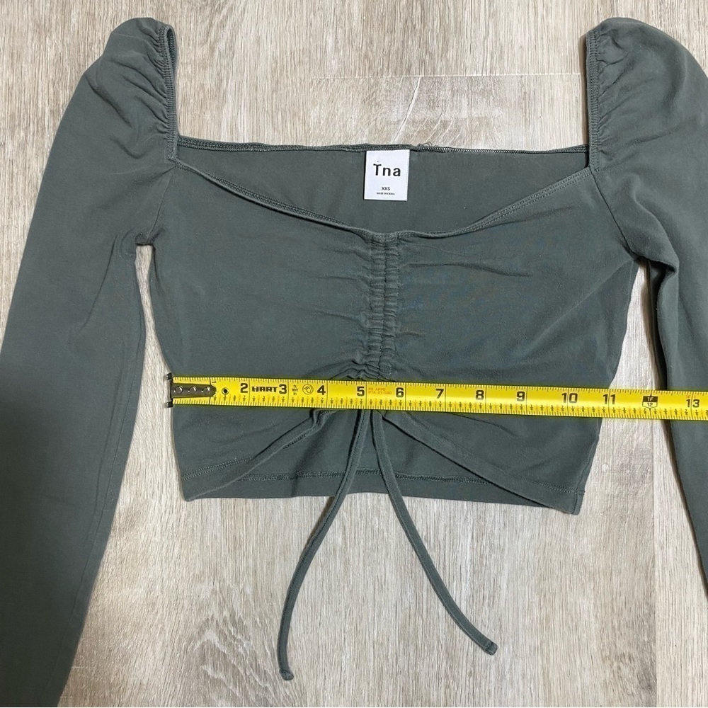 Tna 90s Malibu Longsleeve Crop Top in Green size XXS - Picture 8 of 10